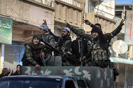 Los kurdos sirios arrebatan una importante ciudad a Daesh